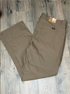 Prana Brion Pants Men’s 42x32 NWT Everyday Essential Stretch Hiking Outdoors